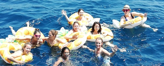 fun sailing barcelona